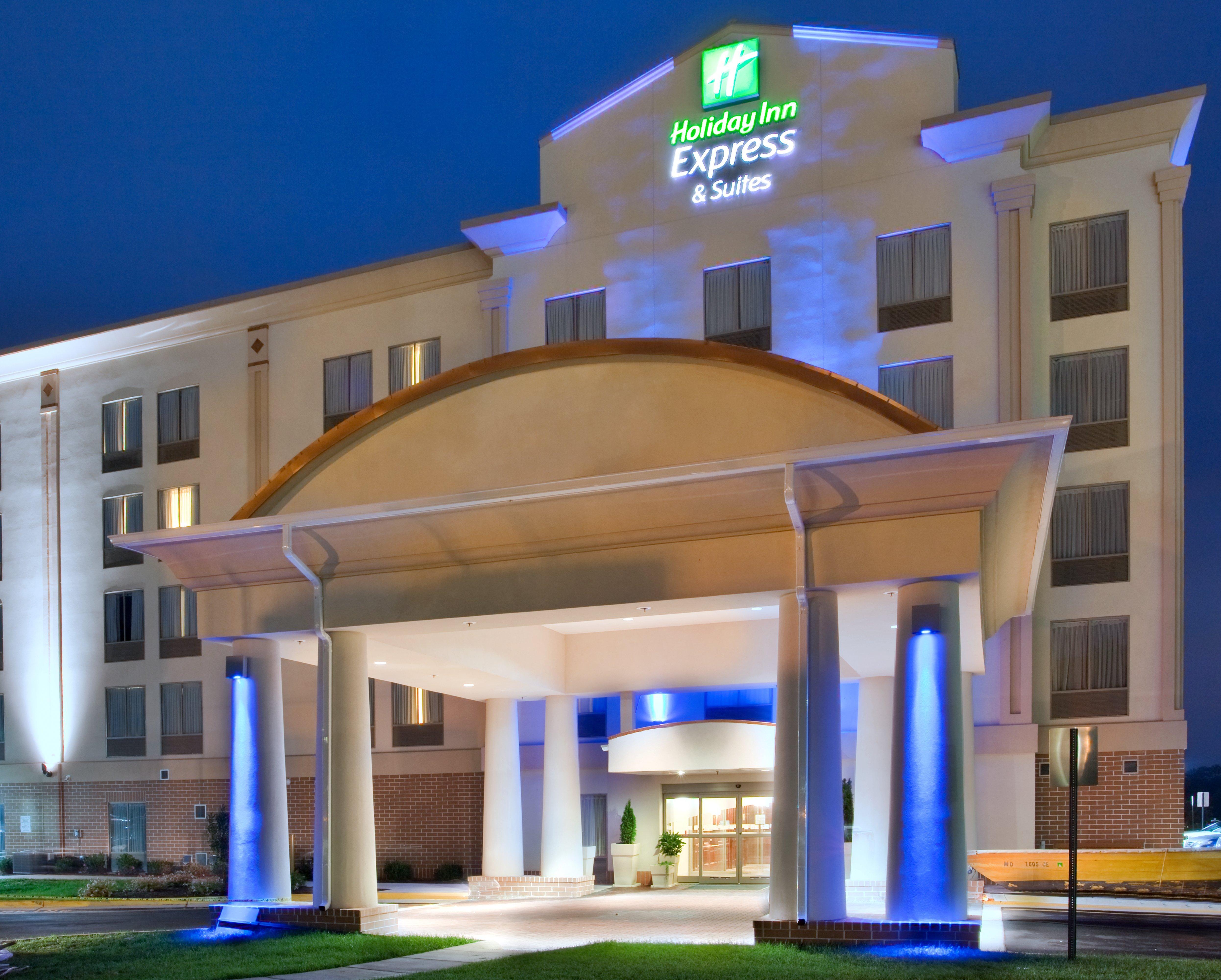 Holiday Inn Express Hotel & Suites Fredericksburg, An Ihg Hotel Exteriér fotografie